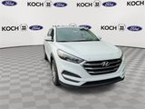 Used 2018 Hyundai Tucson SE image 2
