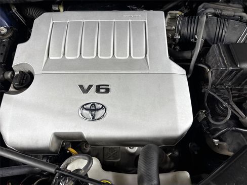 Used 2012 Toyota Highlander Limited image 40