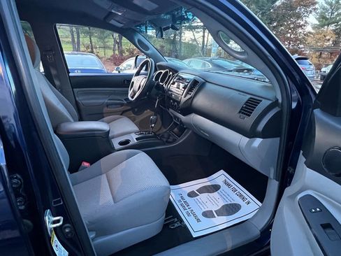 Used 2012 Toyota Tacoma 4x4 Double Cab image 10