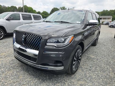 Used 2024 Lincoln Navigator L Black Label AWD/4WD image 1