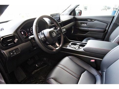 New 2025 Honda Pilot TrailSport image 14