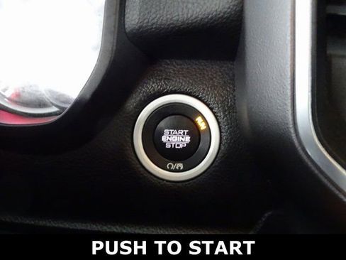 Used 2019 RAM 1500 Big Horn image 9