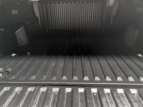 Used 2025 Toyota Tacoma TRD Sport image 9