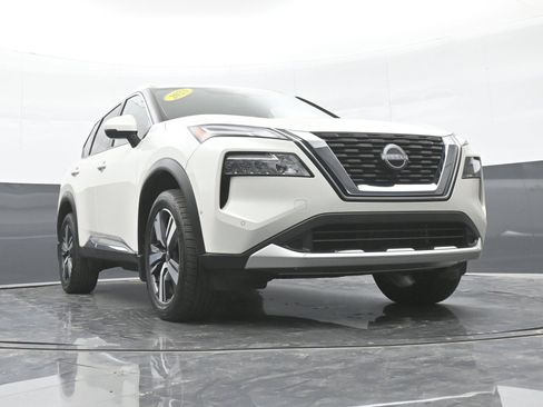 Used 2023 Nissan Rogue Platinum w/ Platinum Premium Package AWD/4WD image 34