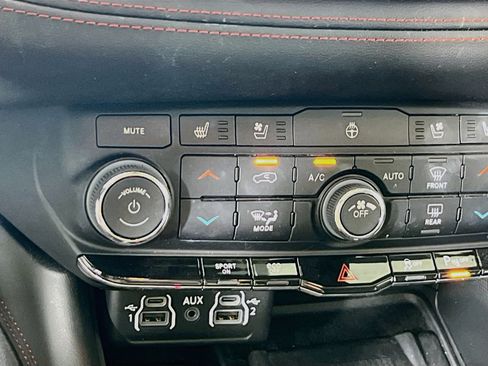 Used 2023 Dodge Durango R/T AWD/4WD image 20