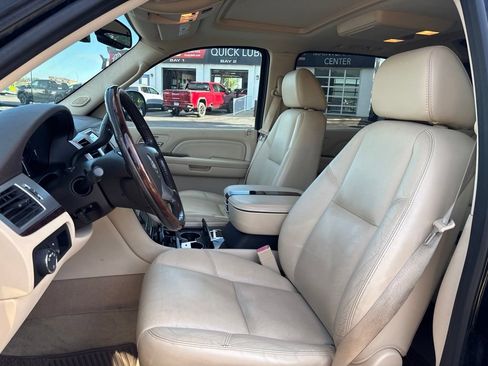 Used 2008 Cadillac Escalade EXT AWD/4WD image 12