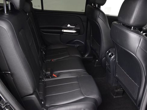 Used 2022 Mercedes-Benz GLB 250 image 18