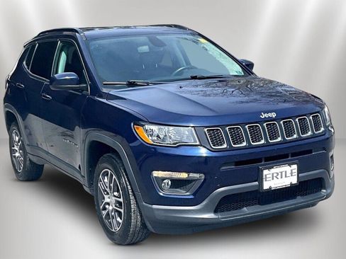 Used 2020 Jeep Compass Latitude w/ Cold Weather Group image 1