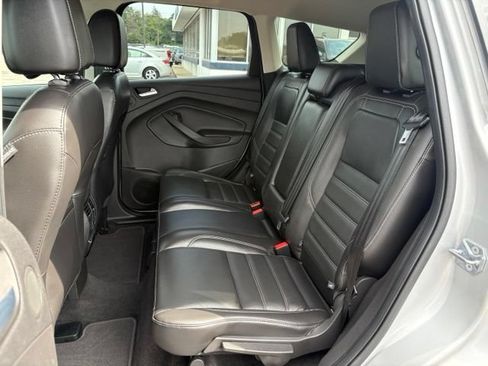 Used 2017 Ford Escape Titanium FWD image 18