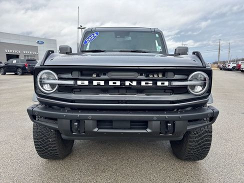 Used 2024 Ford Bronco Outer Banks image 9
