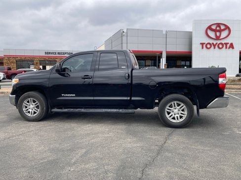 Used 2015 Toyota Tundra SR5 w/ Tow Package image 7