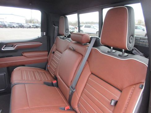 New 2026 GMC Sierra 1500 Denali Ultimate image 14