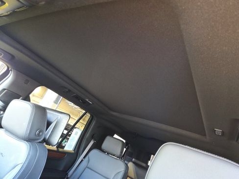Used 2025 GMC Yukon Denali w/ Denali Reserve Package AWD/4WD image 13