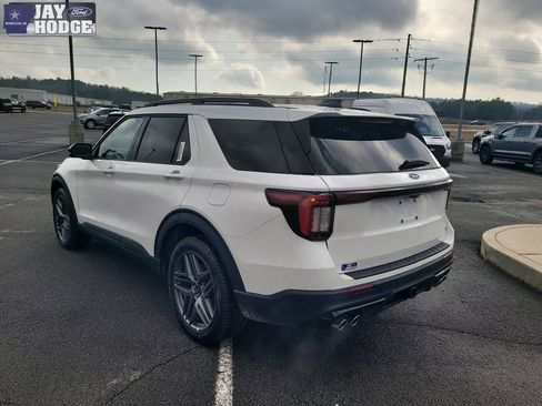 New 2026 Ford Explorer ST w/ Sun And Sound Package AWD/4WD image 6