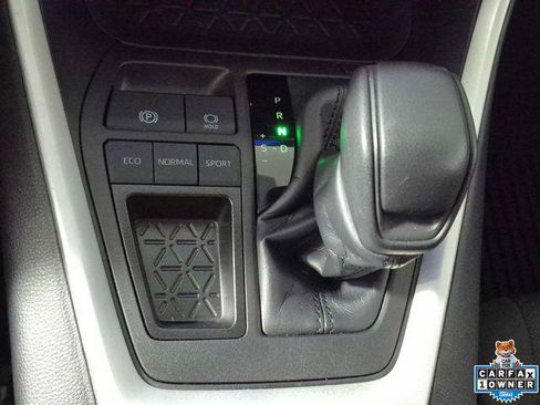 Certified 2024 Toyota RAV4 XLE FWD image 19