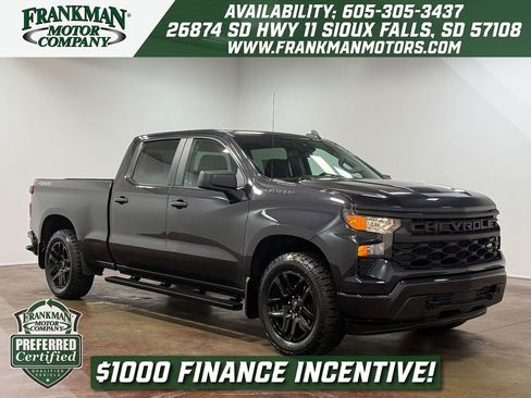 Used 2023 Chevrolet Silverado 1500 Custom image 1