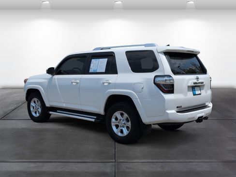 Used 2014 Toyota 4Runner SR5 Premium RWD image 3