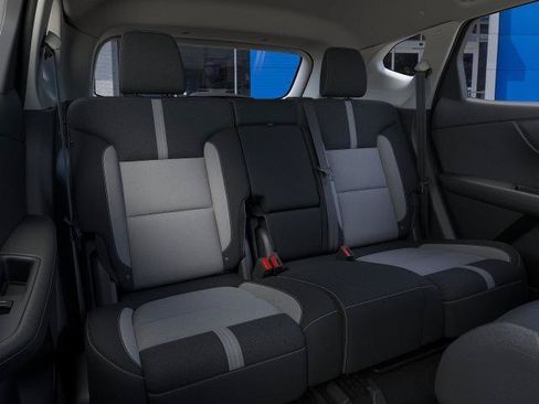 New 2025 Chevrolet Blazer LT w/ Driver Confidence Package FWD image 17