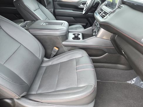 Used 2023 Chevrolet Suburban RST w/ Luxury Package AWD/4WD image 9