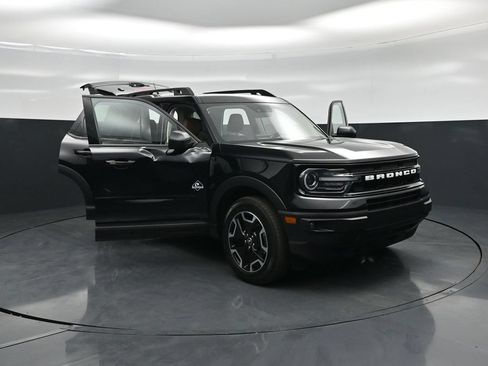 Used 2023 Ford Bronco Sport Outer Banks w/ Tech Package AWD/4WD image 29