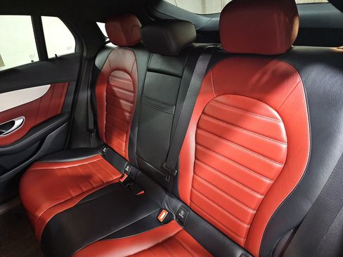 Used 2023 Mercedes-Benz GLC 300 4MATIC Coupe image 16