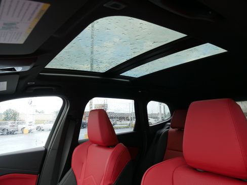 New 2025 BMW X1 xDrive28i w/ Technology Package image 29