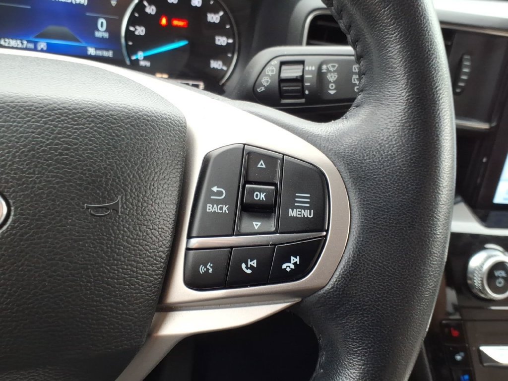 Used 2023 Ford Explorer Limited w/ Limited Technology Package AWD/4WD image 21