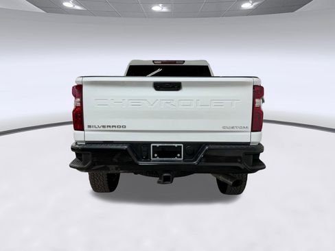 Used 2025 Chevrolet Silverado 2500 Custom w/ Custom Value Package AWD/4WD image 8