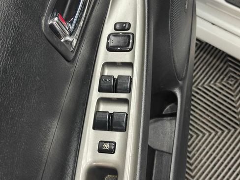 Used 2003 MAZDA MAZDA6 s FWD image 28