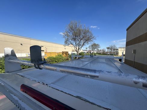 Used 2016 Ford E-350 and Econoline 350 Super Duty image 24