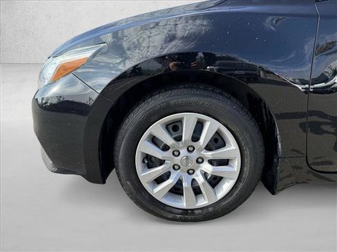 Used 2018 Nissan Altima 2.5 S w/ S Convenience Package FWD image 19
