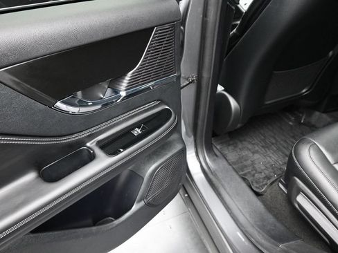 Used 2022 Lincoln Corsair Grand Touring AWD/4WD image 7