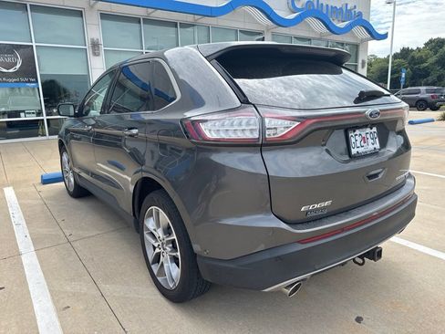Used 2017 Ford Edge Titanium w/ Equipment Group 302A AWD/4WD image 6