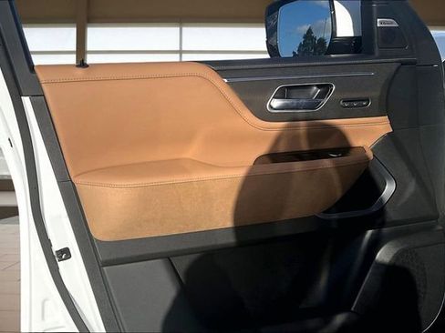 New 2026 INFINITI QX80 Luxe RWD image 23