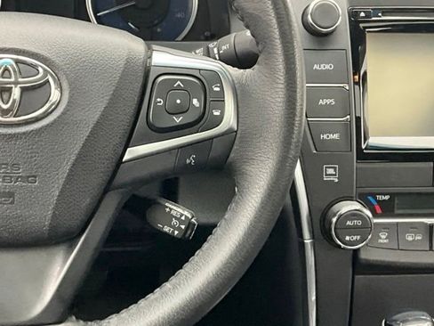 Used 2017 Toyota Camry XLE w/ Moonroof Package FWD image 17