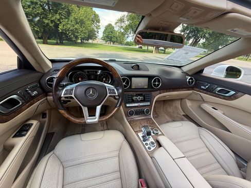 Used 2013 Mercedes-Benz SL 63 AMG image 34