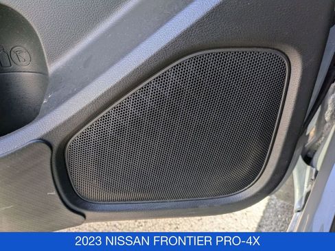 Used 2023 Nissan Frontier PRO-4X w/ Pro Convenience Package image 7