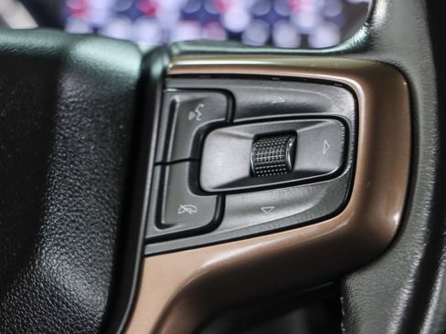 Used 2021 Chevrolet Silverado 1500 High Country w/ Safety Package II image 15