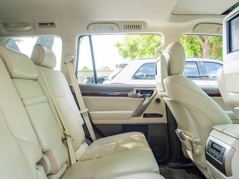 Used 2011 Lexus GX 460 Premium AWD/4WD image 41