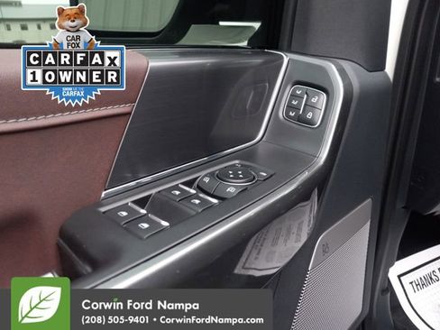 Used 2022 Ford F150 Lariat image 11