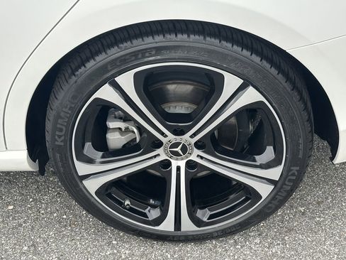 Certified 2025 Mercedes-Benz C 300 Sedan image 23