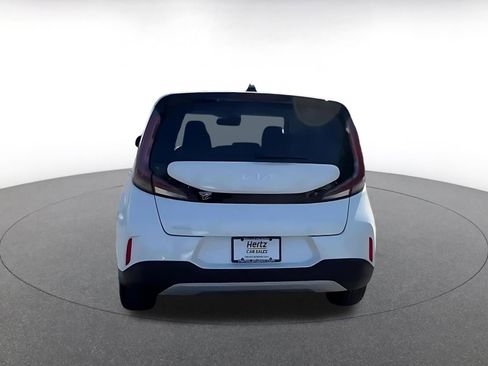 Used 2025 Kia Soul LX w/ LX Technology Package image 12