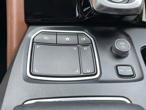 Used 2023 Acura MDX FWD w/ Technology Package image 18