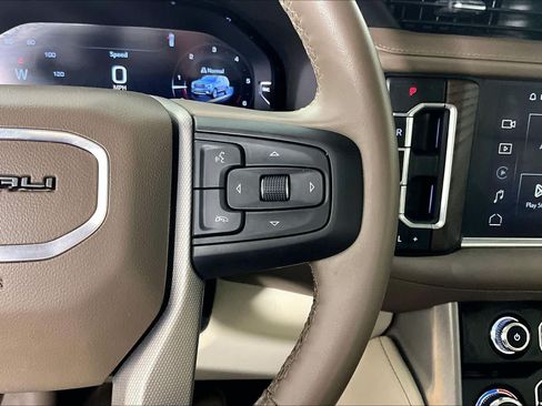 Used 2024 GMC Yukon Denali RWD image 24