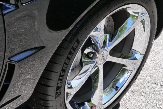 Used 2010 Chevrolet Corvette Grand Sport w/ Preferred Equipment Group RWD image 31