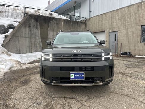 Used 2024 Hyundai Santa Fe Limited image 9