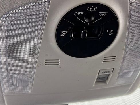 Used 2010 Toyota Prius FWD image 30
