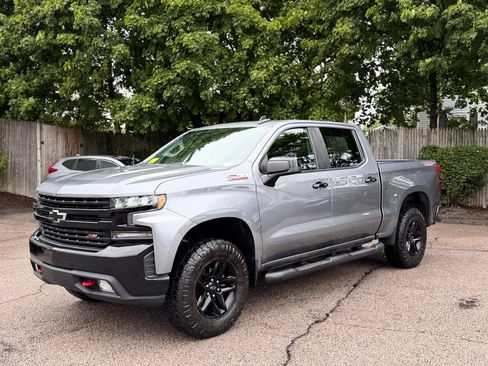 Used 2020 Chevrolet Silverado 1500 LT Trail Boss w/ Convenience Package AWD/4WD image 2