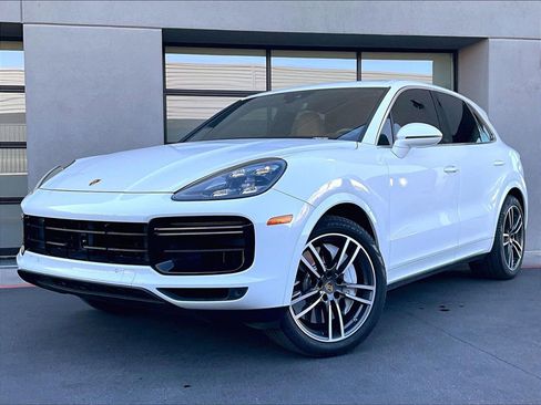 Certified 2020 Porsche Cayenne Turbo image 1