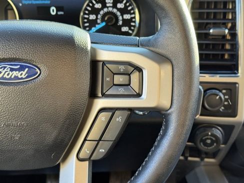 Certified 2019 Ford F150 Lariat w/ Equipment Group 502A Luxury image 27